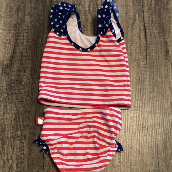 2 piece hello kitty swim suit - Picture 2 of 4